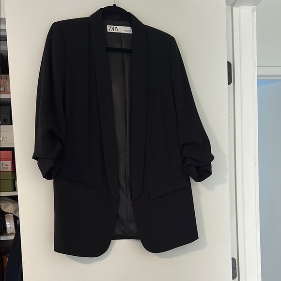 Zara Jackets & Blazers - Zara Women's Black Blazer
